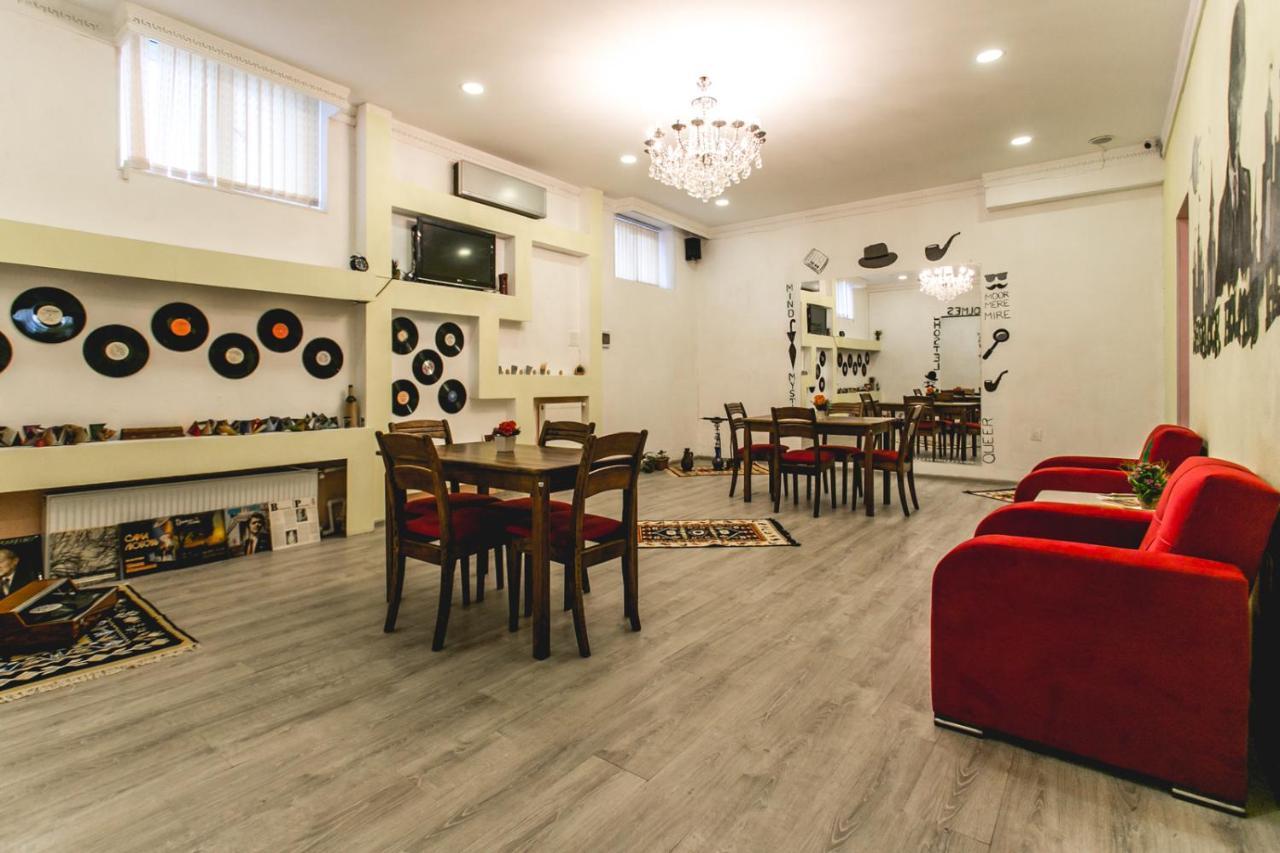 Sherlock Holmes Hostel Baku Exterior foto