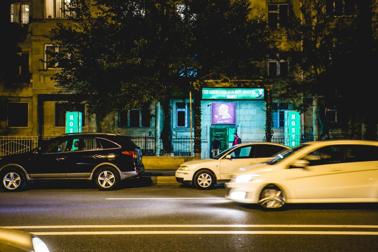 Sherlock Holmes Hostel Baku Exterior foto
