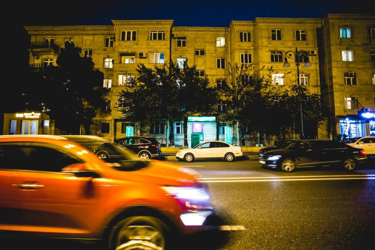 Sherlock Holmes Hostel Baku Exterior foto